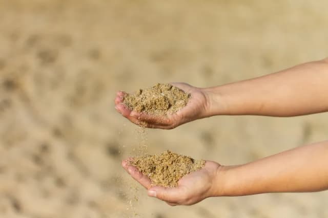 20 kg ile to litrów? Poznaj proste przeliczenia masy na objętość