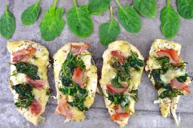 Dietetyczna pierś z kurczaka z piekarnika - zdrowy obiad, który zasmakuje każdemu